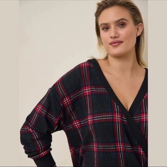 Torrid Long Sleeve Surplice V-Neck Brushed Waffle Sweater Plaid Size 00 Medium M - Picture 9 of 9